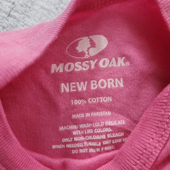 New Mossy Oak Newborn Long Sleeve Diapershirt Bodysuit - Picture 3 of 3